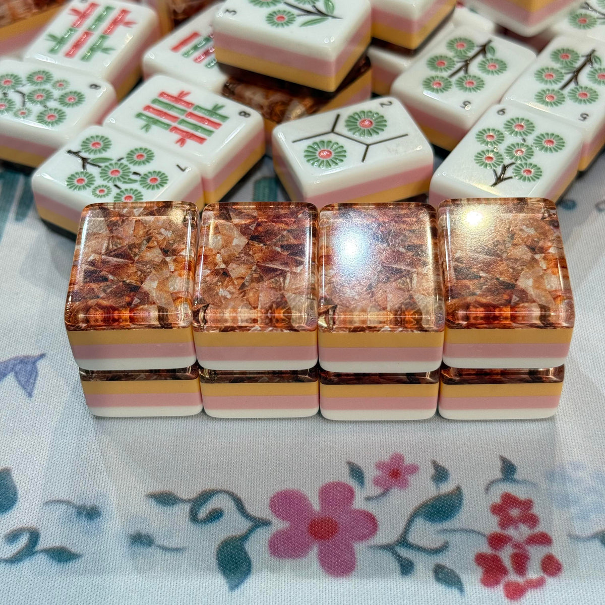 Amber Vine acrylic American mahjong close-up flake back and layered edges — amber copper flake acrylic sandwich proof, Mahjong Loft