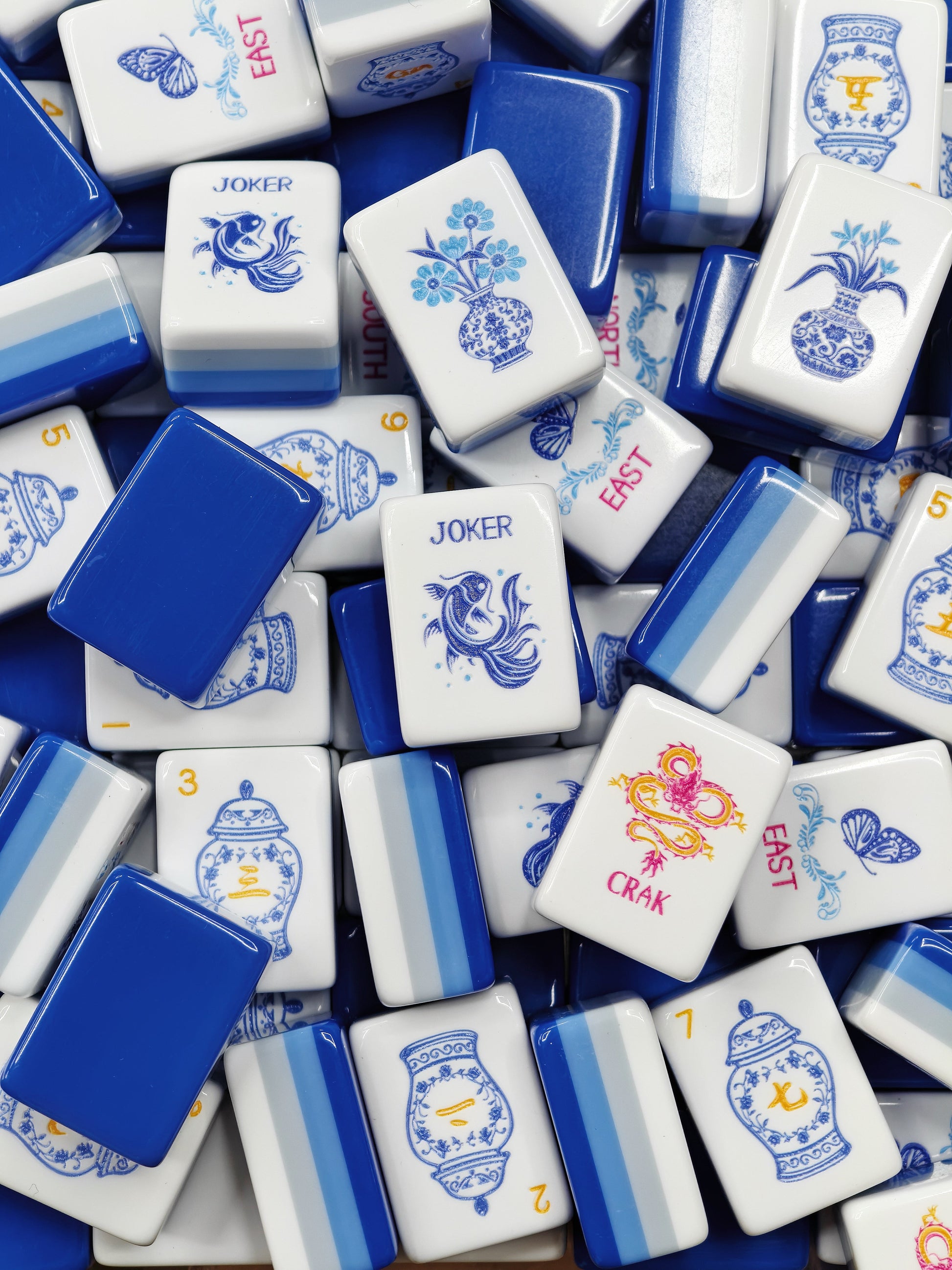 Porcelain Coast blue-and-white porcelain acrylic American mahjong tile set additional product view